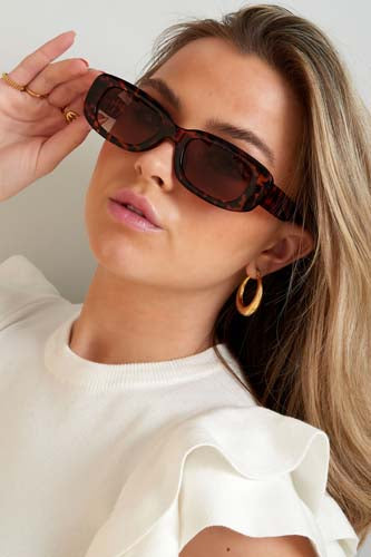 Simple retro sunglasses