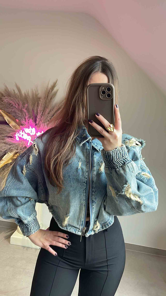 Oversized crop jeans jacket